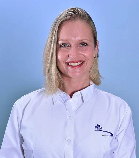 DRA. DANIELA MAYER