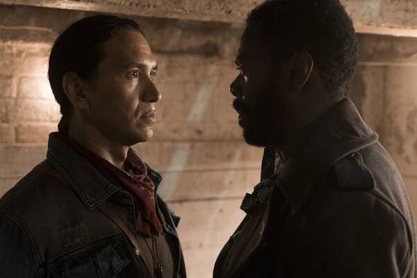 Živí mrtví: Počátek konce - Prorok - Z filmu - Michael Greyeyes, Colman Domingo