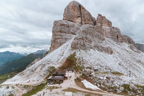 Rifugio Averau Cinque Torri Dolomites