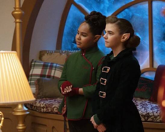 Santa Clausovi - Do Viklavého lesa - Z filmu - Isabella Bennett, Matilda Lawler