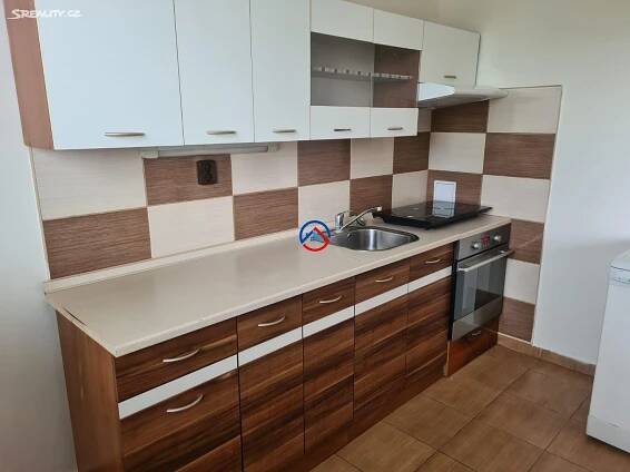 Pronájem bytu 2+1 55 m², Pod Senovou, Šumperk