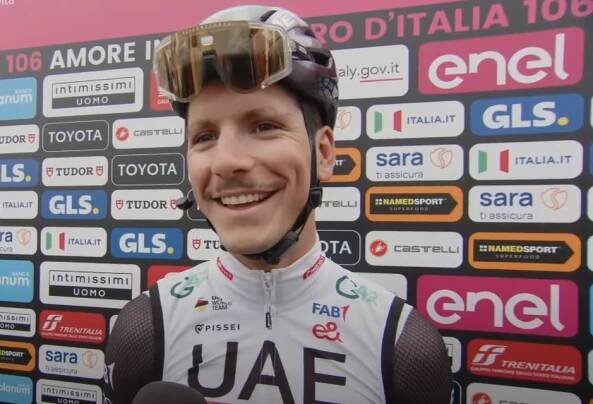 João Almeida wins his first Giro Stage: Geraint Thomas retakes the Maglia Rosa