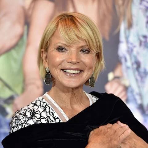 Uschi Glas: Enkel nennt sie nicht Oma - und sie ist total happy damit