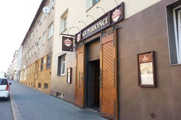 Restaurace Na Purkyňce foto 1