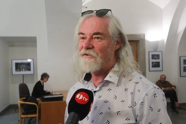 Jubilant Jan Vávra z Písku vystavuje fotografie na budějovické radnici