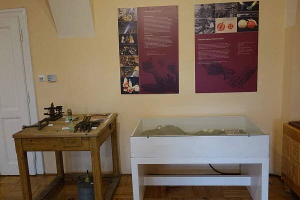Tradiční vánoční ozdoba | Muzeum a Pojizerská galerie Semily, p. o.