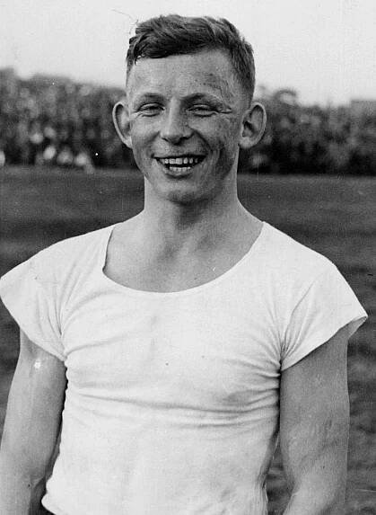 Soubor:Ernest Wilimowski 1936.jpg – Wikipedie
