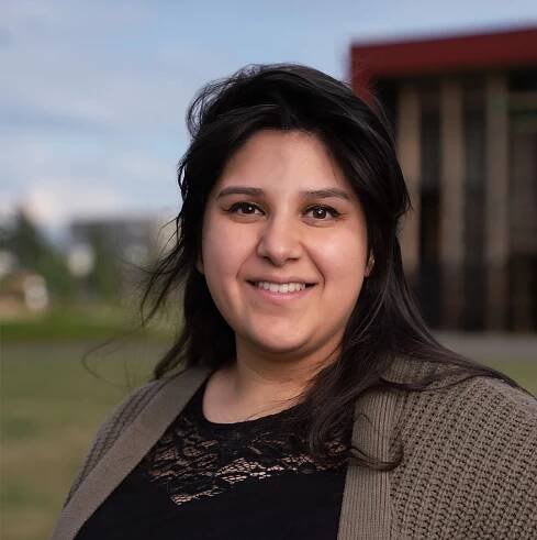 Rosalinda Castro - The Russell Family Foundation