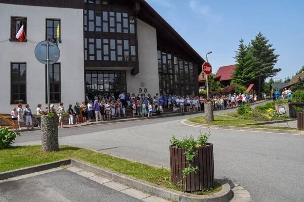 Sraz rodáků, 130 SHD Písečná - 2019 - Oficiální stránky obce Písečná