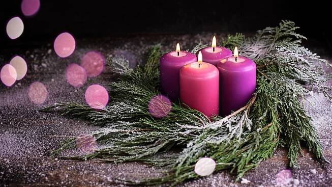 Adventní tradice a zvyky. Církev chtěla udělat z adventu půst, naši předci měli ale jiné plány