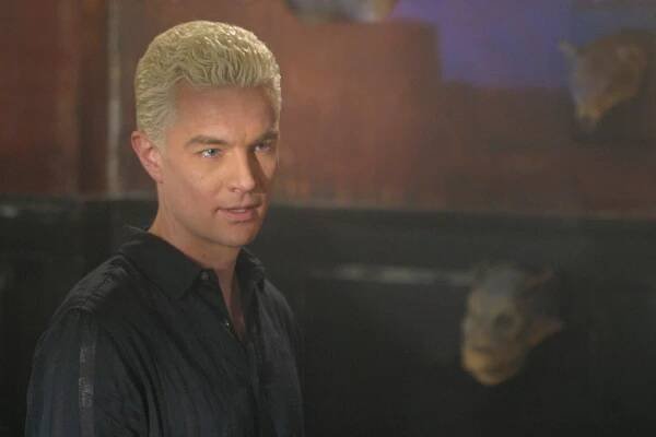 Buffy, přemožitelka upírů - Adeptky - Z filmu - James Marsters
