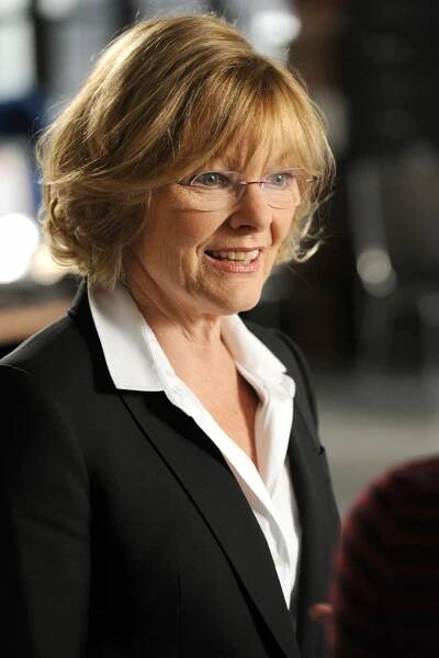 Vzpomínky - Carrie's Caller - Z filmu - Jane Curtin