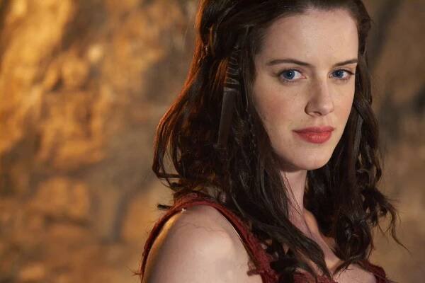 Merlin - Známky problémů - Z filmu - Michelle Ryan