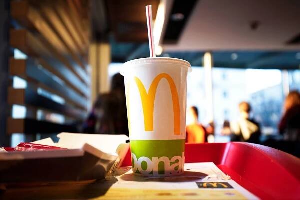 Why Does Coca-Cola Taste Extra Delicious at McDonald's? The Fast Food Chain Answers Why
