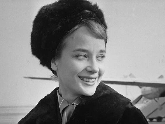 Sylvia Syms: Versatile British film star who turned down Hollywood
