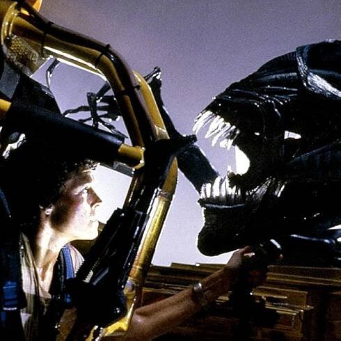 Sigourney Weaver in Vetřelci (1986)