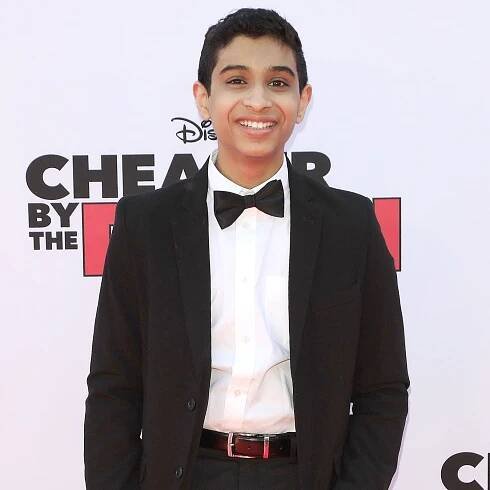 The ‘Cheaper By the Dozen’ Remake Stars: Meet the Cast