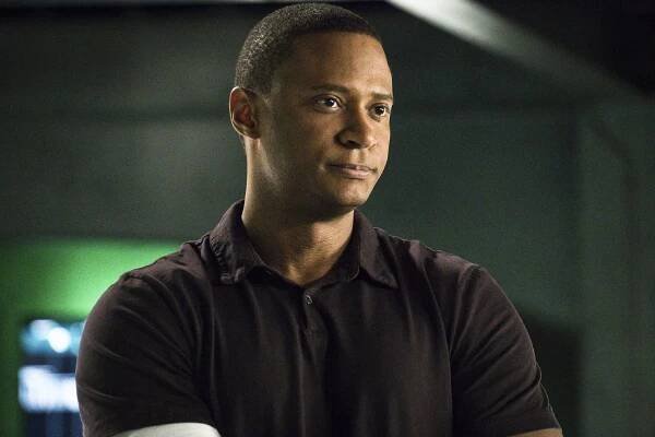 Arrow - Dezertér - Z filmu - David Ramsey