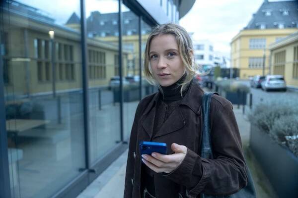 Jak prodávat drogy přes internet (rychle) - To se nesmí stát - Promo