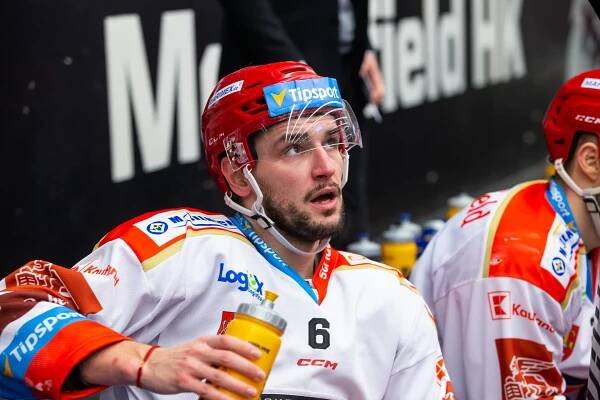 Mountfield HK, a.s. | Fotogalerie | Hráč | Lukáš Cingel