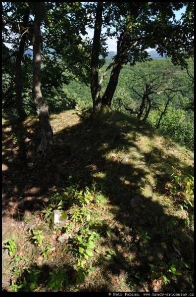 Hrad Breznica – Breznický hrad / hrady-zriceniny.cz