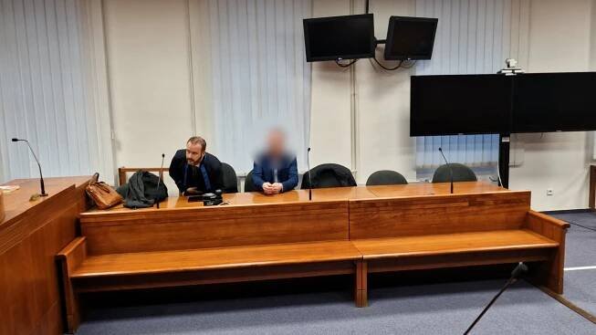 Znásilňoval neteř od raného věku do dvanácti let. Vrchní soud mu potvrdil šest let
