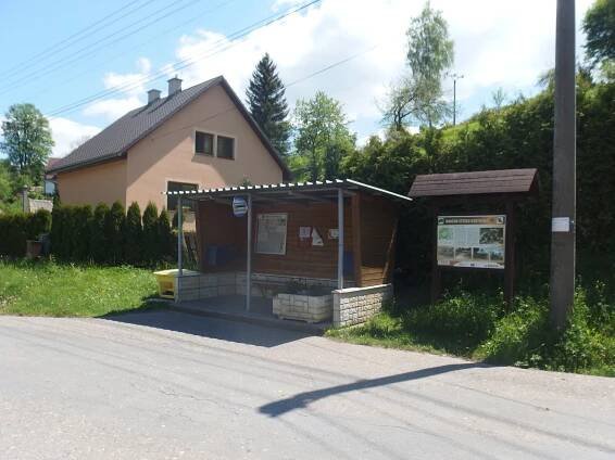 Soubor:Seninka, konečná.jpg – Wikipedie