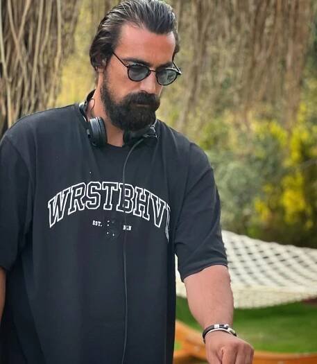 İbrahim Çelikkol Biography, Series, Height, Age, Wife, Instagram | Turkish Drama World