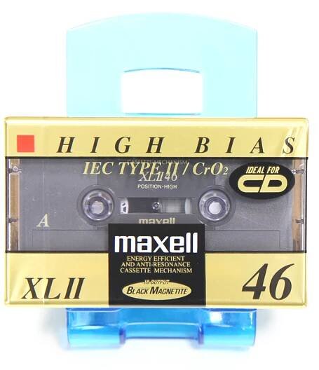 MAXELL XLII-46 Black Magnette