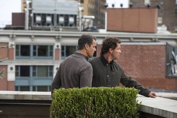 Aféra - 9 - Z filmu - Josh Stamberg, Dominic West
