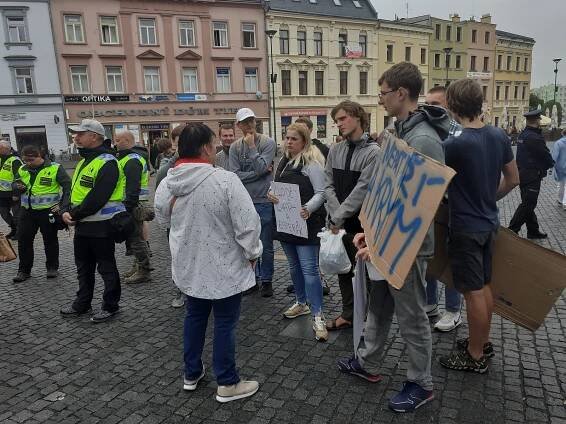 VIDEO: Babiš v Opavě? Mela byla cítit ve vzduchu už před jeho příjezdem
