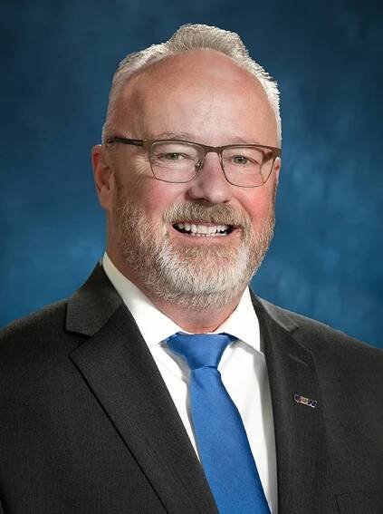 Portrait of Larry Ray