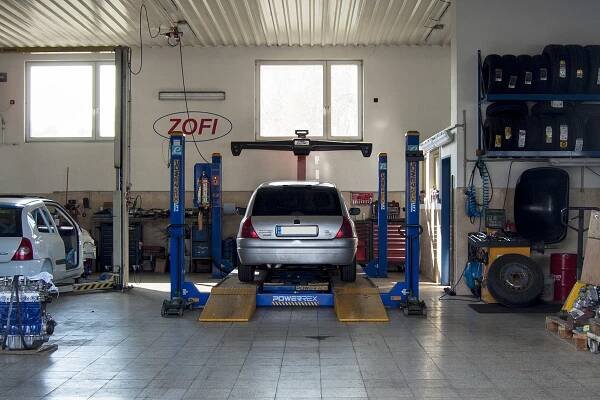 Autoservis Blatná | ZOFI Autocentrum - Václav Stejskal