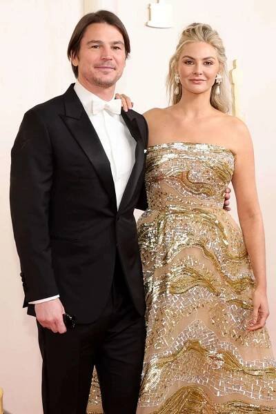 Josh Hartnett and Tamsin Egerton attend the 96th Annual Academy Awards on March 10, 2024 in Hollywood, California.