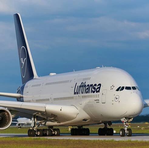 German Airliner Lufthansa Will Return the World’s Largest Passenger Aircraft to the Skies
