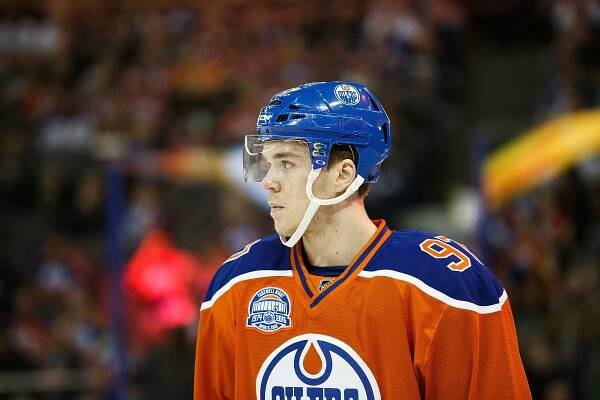 Vancouver Canucks v Edmonton Oilers