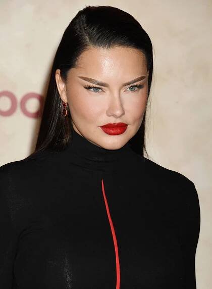 Andílek Adriana Lima šokovala proměnou: Je to ještě ona?!
