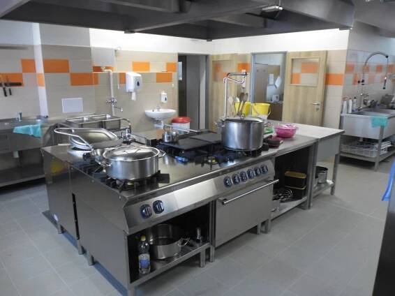 TREFA : Gastronomická zařízení - Reference, projekce, prodej vybavení pro gastronomické provozy Hradec Králové, kuchyně