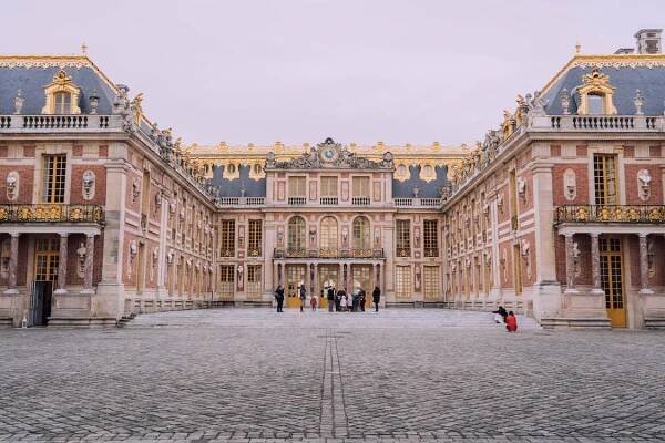 Zámek Versailles: Vše, co před návštěvou potřebujete vědět + super tip, jak se vyhnout frontám - Blond on the road