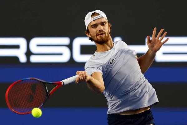 Kde dnes sledovat Macháč - Menšík LIVE [25.2.] Tenis Acapulco 2025 živě