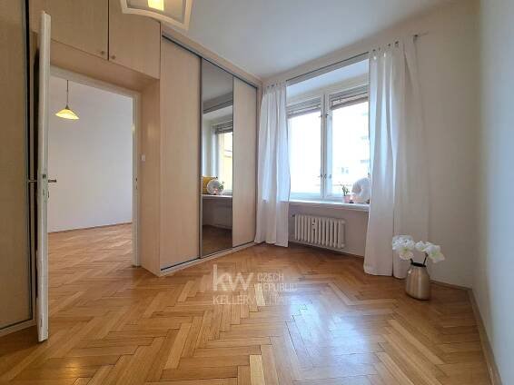 Pronájem byt 2+kk, 40 m2 - Praha - Vinohrady