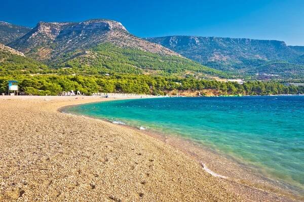 zlatni rat tyrkysová pláž v bol - zlatni rat - stock snímky, obrázky a fotky