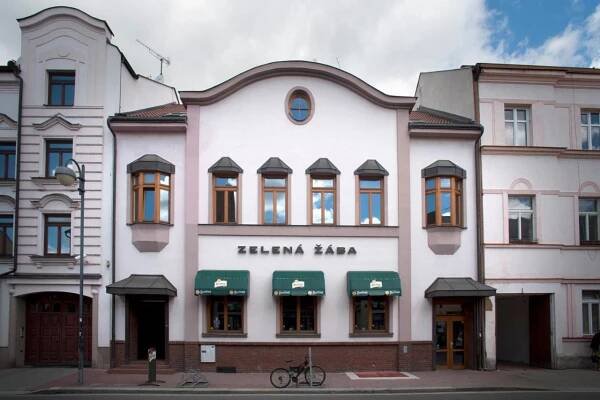 Restaurace a penzion Zelená Žába - Pardubice
