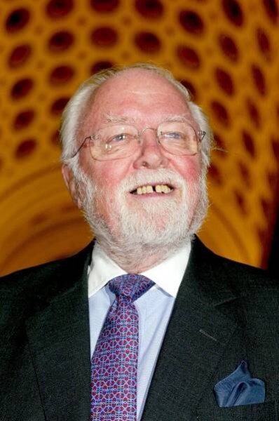 Zemřel Richard Attenborough, oscarový režisér filmu Gándhí