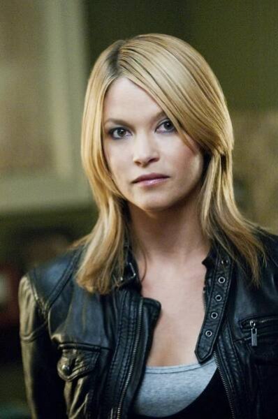 Dark Blue - Betsy - Promo - Nicki Aycox