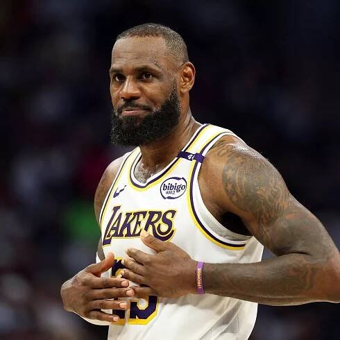 LeBron James plan emerges as NBA prepares for 'craziest offseason ever'