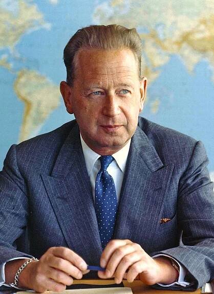 Exploring past and present lives—Dag Hammarskjöld | Knot of Stone