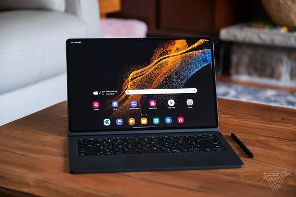 Samsung Galaxy Tab S8 Ultra review: when bigger isn’t better
