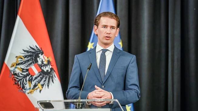 Odvolací soud osvobodil exkancléře Kurze v případě křivé výpovědi