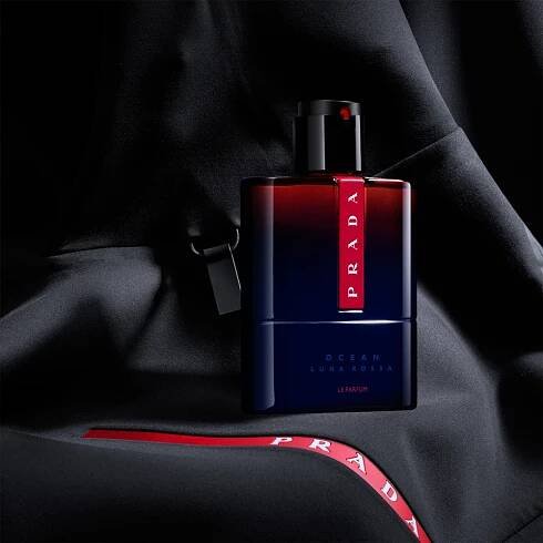 Prada Luna Rossa Ocean
